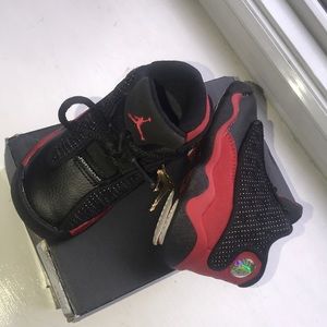I’m selling black and red 13’s